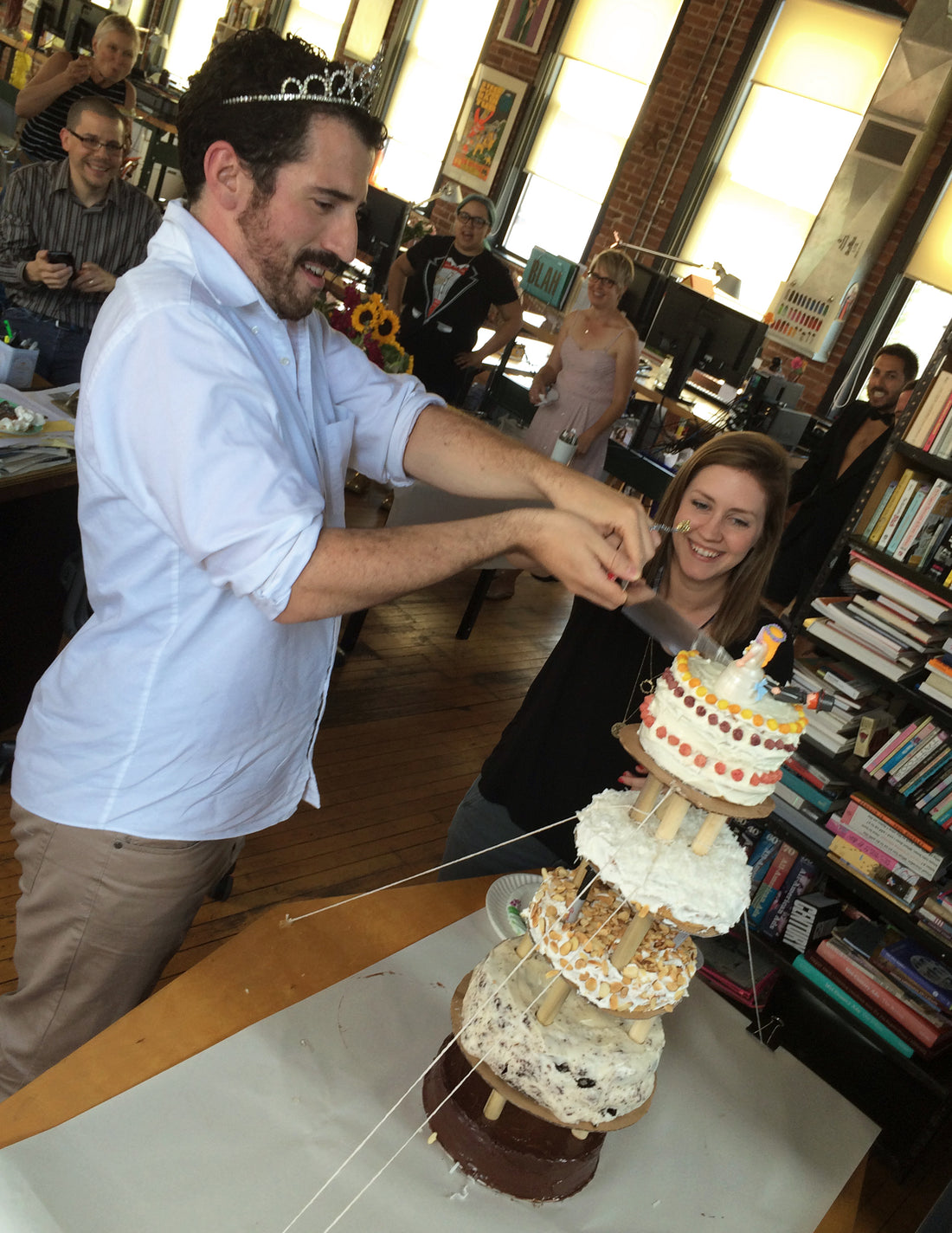 How To Make A Wedding Cake